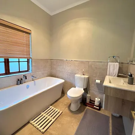 Le Rendezvous Apartment Dullstroom Exterior photo